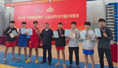 马来西亚射击选手精湛技艺，斩获铜牌